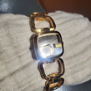 Gucci Women's Gold Chain-Link Watch